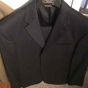 Stafford 2 piece Men’s suit. 40R jacket 34 pant